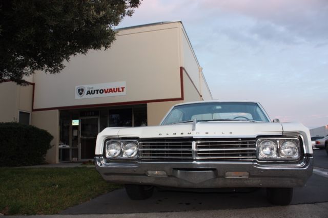 1965 Oldsmobile Starfire - photo 3