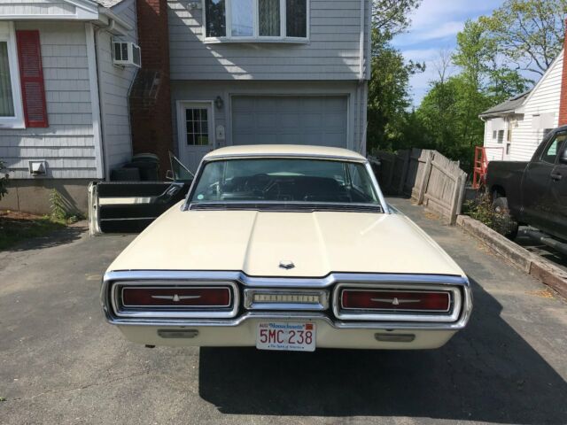 1964 ford Thunderbird - photo 2
