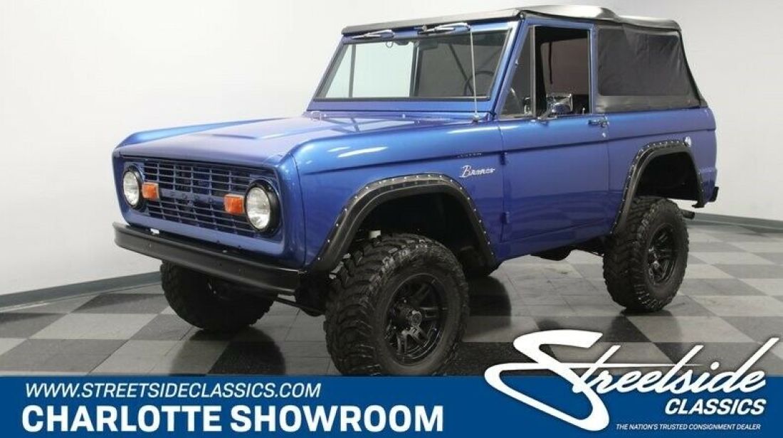 classic vintage 4 wheel drive black trim soft top cut fenders Auto Meter 1966 Ford Bronco 4X4