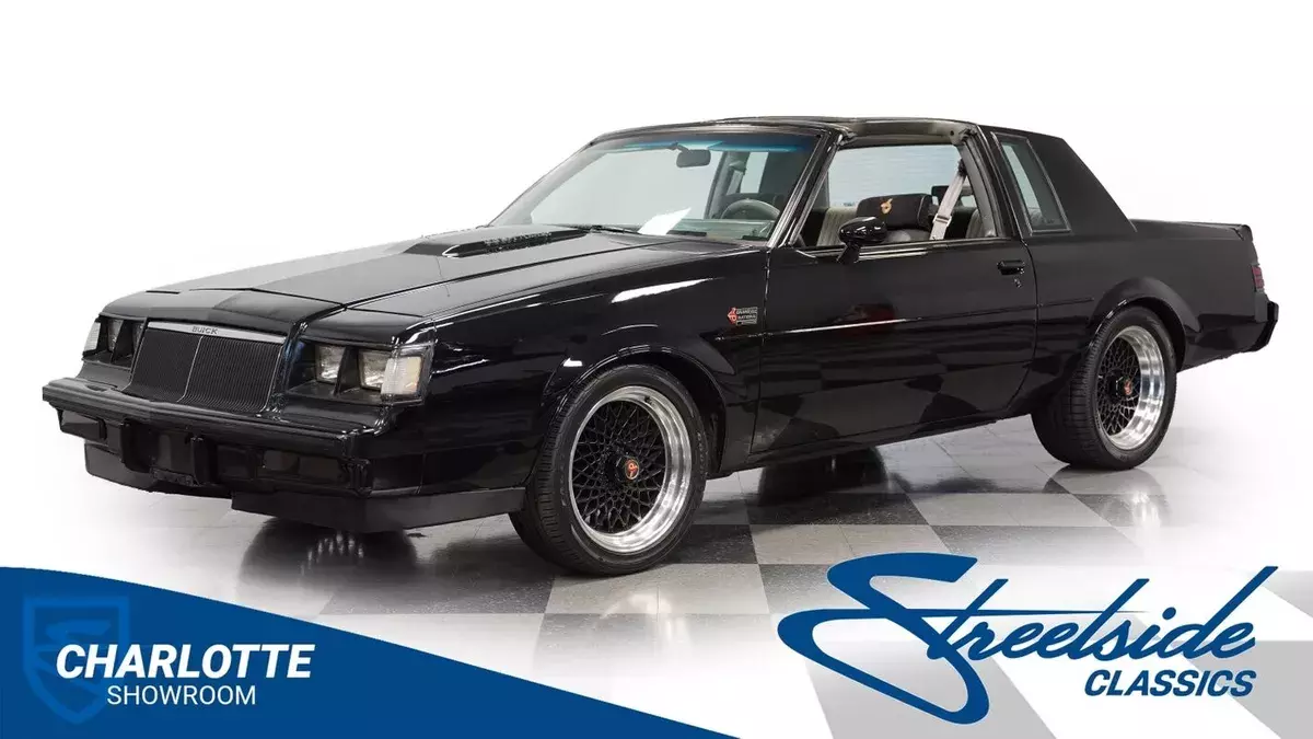 classic vintage 80s sleeper coupe turbocharger 2dr coupe 1986 Buick Grand National