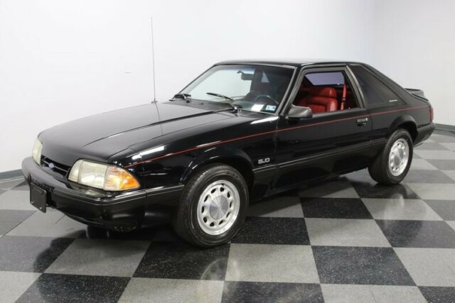 1990 Ford Mustang LX 5.0 - photo 6