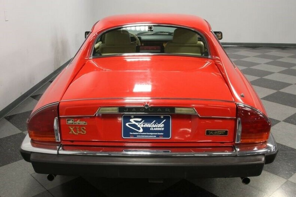 1990 Jaguar XJS Rouge Edition - photo 12