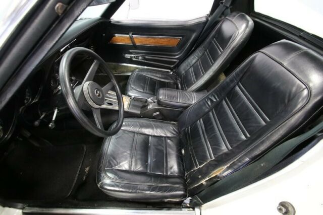 1976 Chevrolet Corvette L48 - photo 5