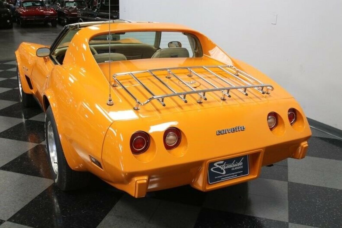 1977 Chevrolet Corvette - photo 11