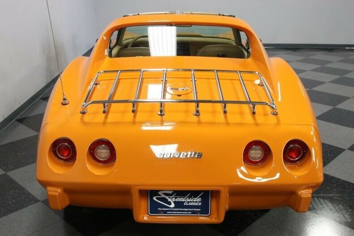 1977 Chevrolet Corvette - photo 12