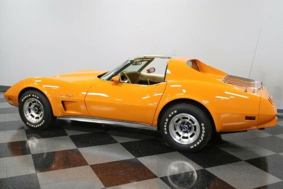 1977 Chevrolet Corvette - photo 9