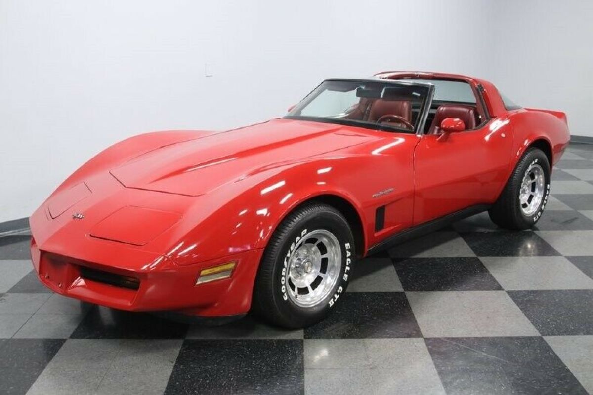 1982 Chevrolet Corvette - photo 6