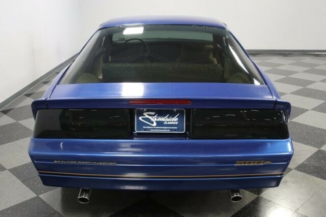 1987 Chevrolet Camaro IROC Z/28 - photo 12