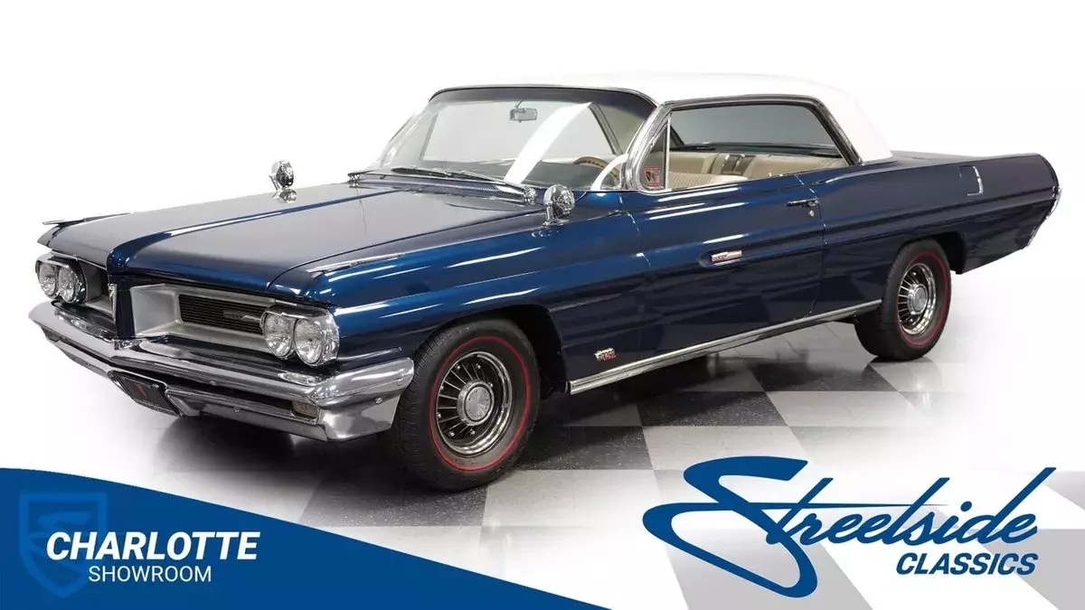 classic vintage chrome 2 door hardtop bucket seats automatic transmission 1962 Pontiac Grand Prix