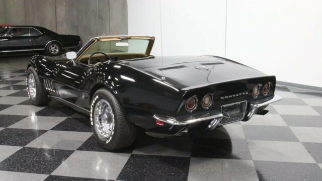 1969 Chevrolet Corvette 427 Convertible - photo 10