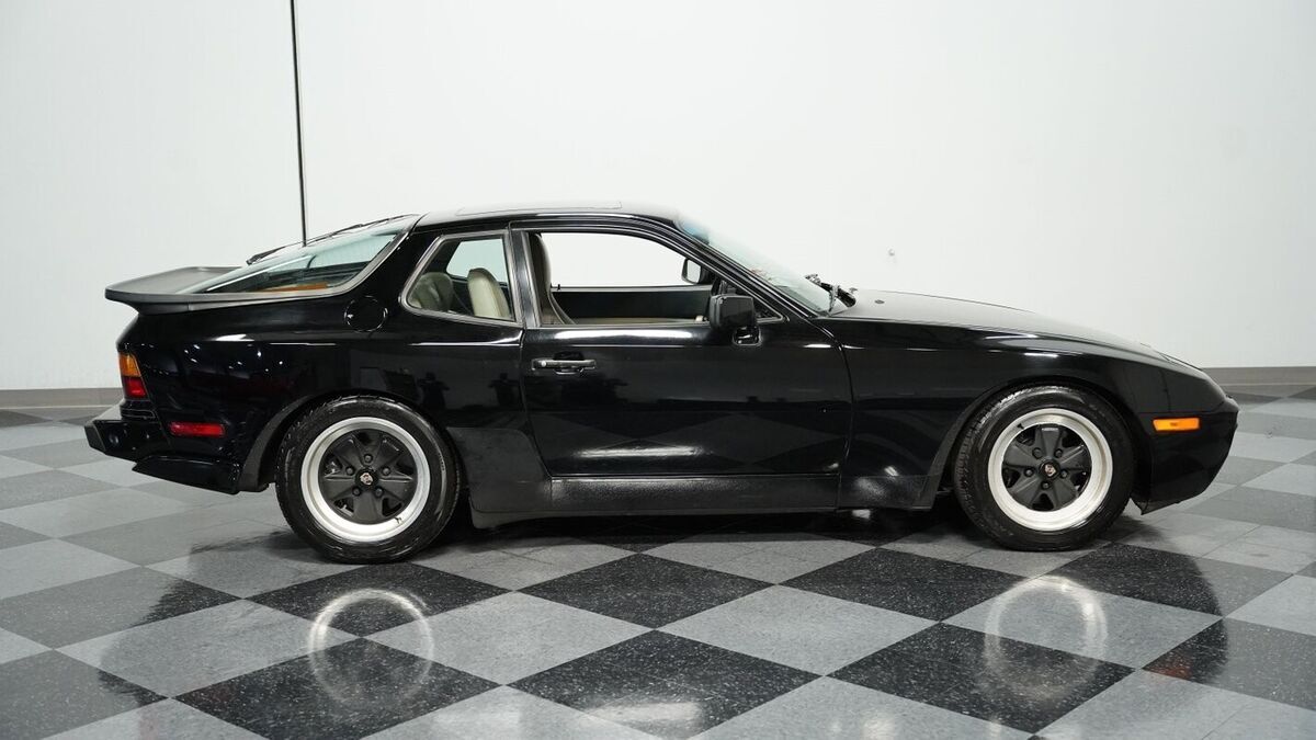 1986 Porsche 944 Turbo - photo 13