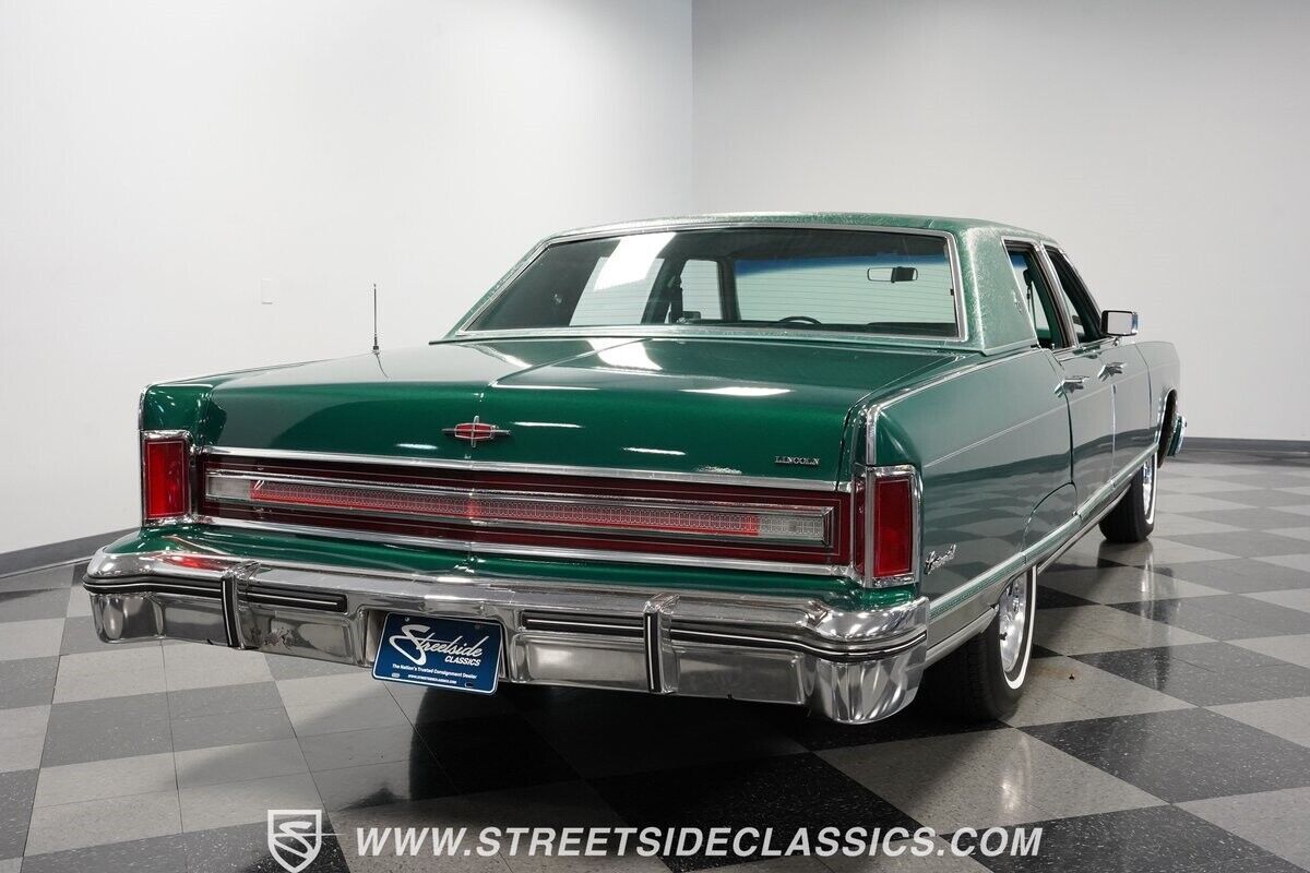 1976 Lincoln Continental - photo 12