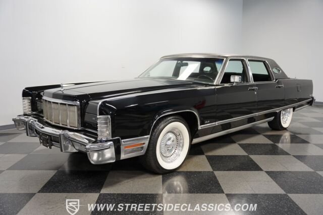 1976 Lincoln Town Car - photo 6