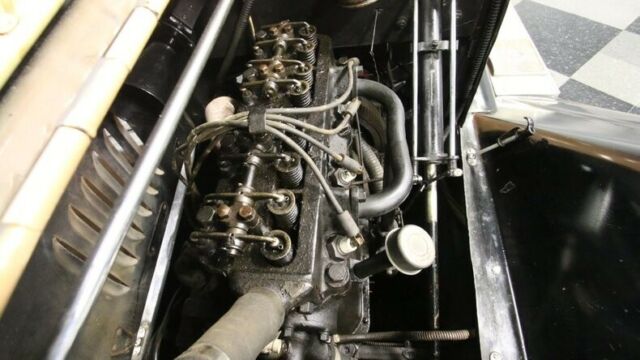 1919 Chevrolet 490 Touring Sedan - photo 4