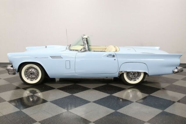 1957 Ford Thunderbird - photo 4