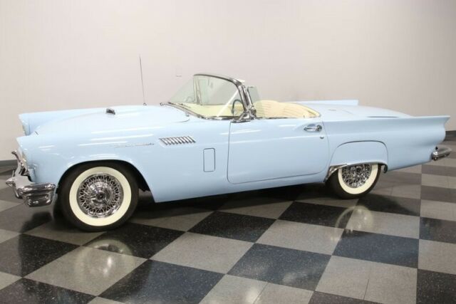 1957 Ford Thunderbird - photo 7