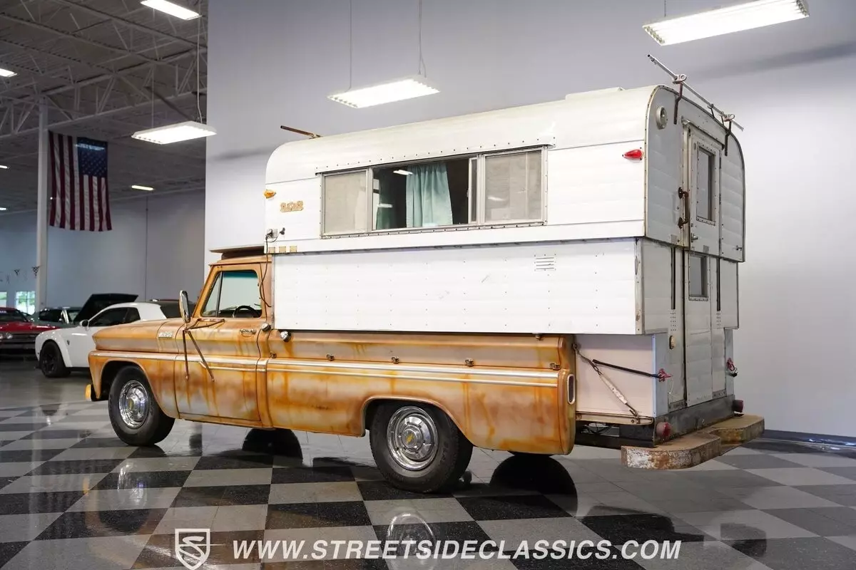 1965 Chevrolet C20 Alaskan Camper - photo 11