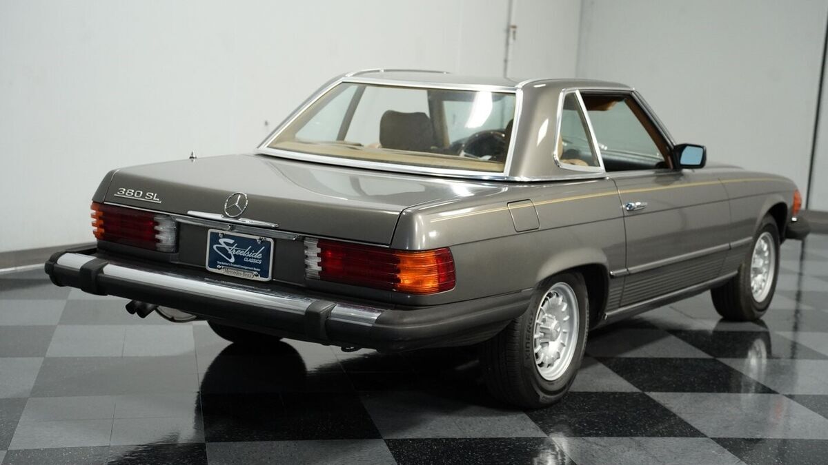 1983 Mercedes-Benz SL-Class - photo 11