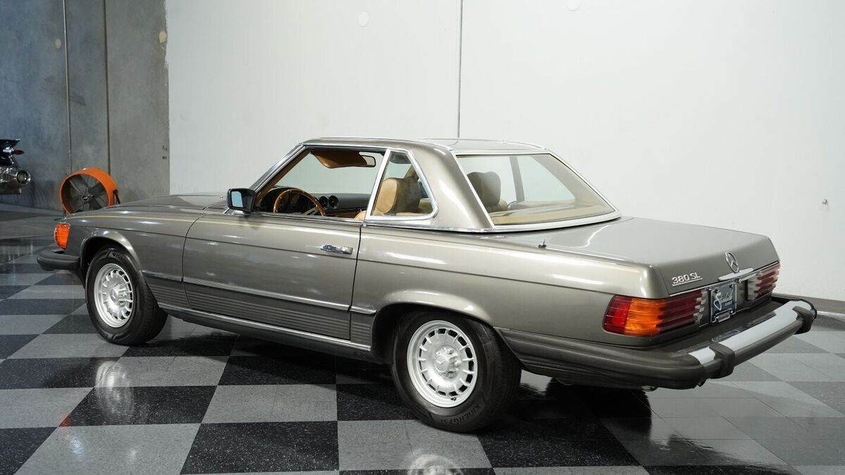 1983 Mercedes-Benz SL-Class - photo 8