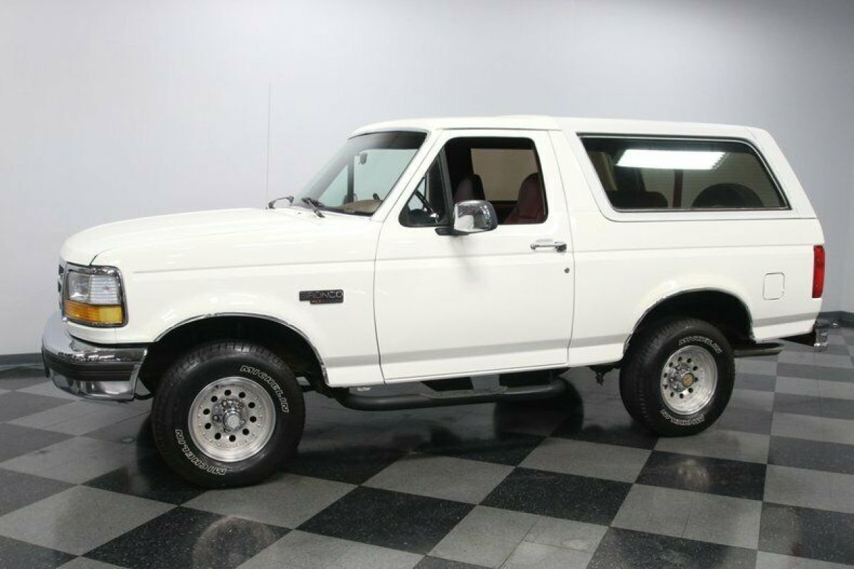 1992 Ford Bronco XLT 4X4 - photo 7