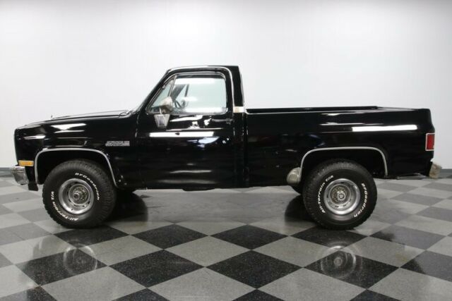 1983 GMC Sierra 1500 Classic 1500 4x4 - photo 3