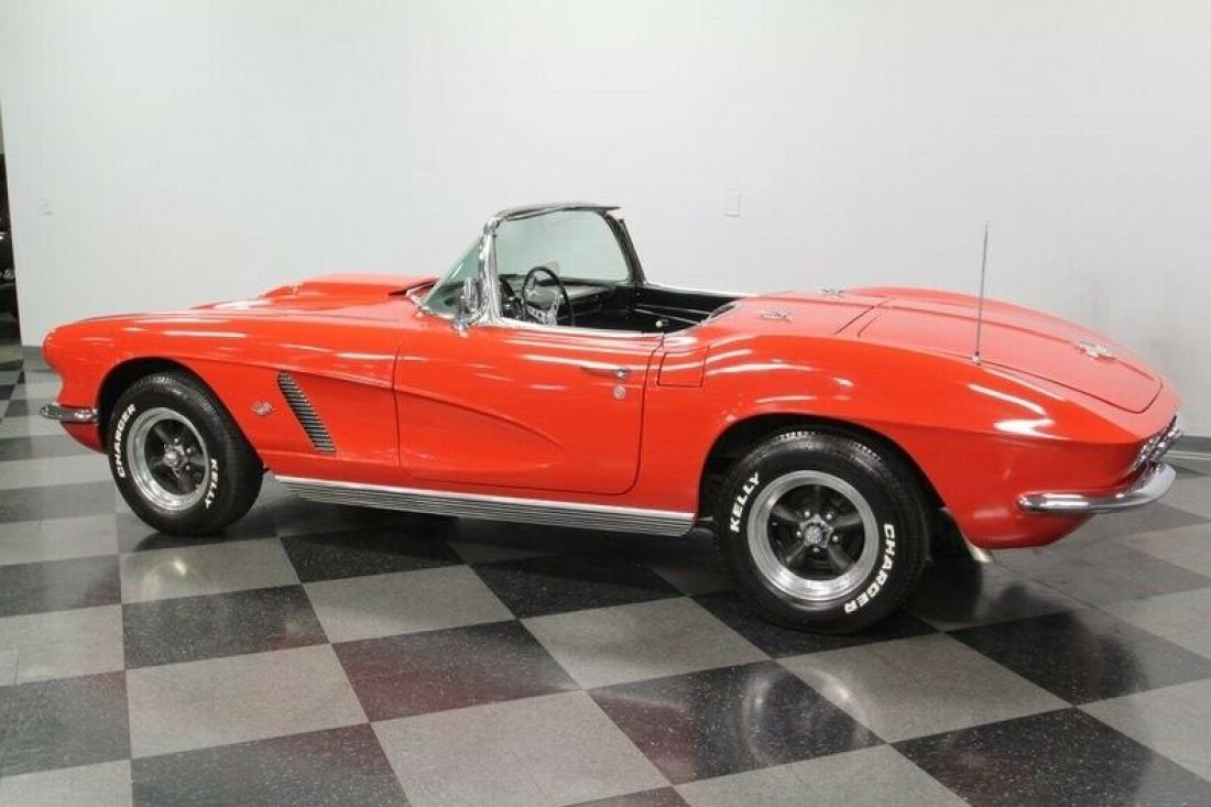 1962 Chevrolet Corvette Convertible - photo 9