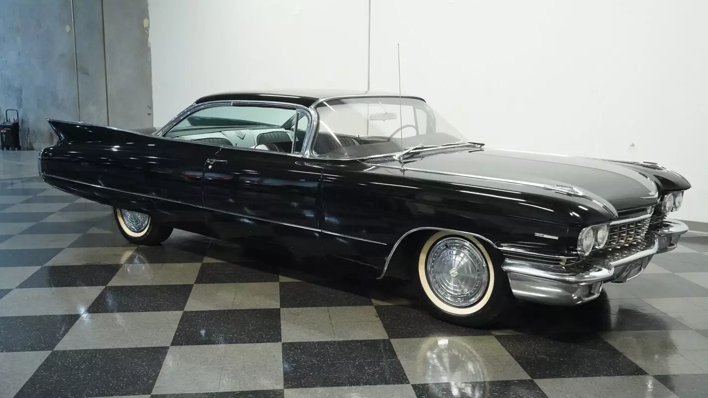 1960 Cadillac Series 62 Coupe - photo 13