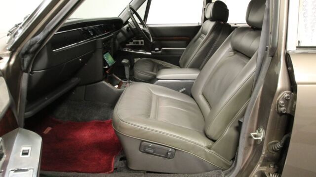 1991 Toyota Century VG40 - photo 5