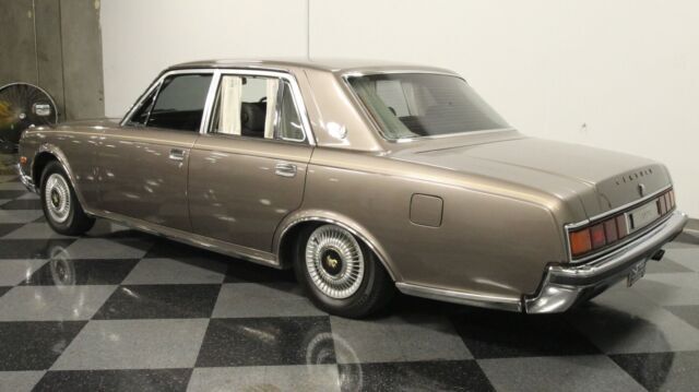 1991 Toyota Century VG40 - photo 7