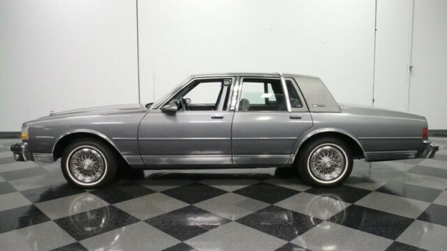 1990 Chevrolet Caprice Brougham LS - photo 8