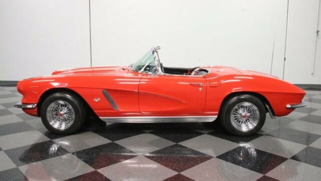 1962 Chevrolet Corvette Convertible - photo 3