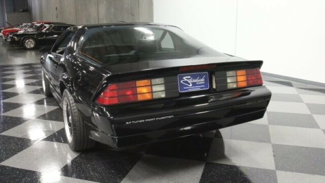 1988 Chevrolet Camaro IROC Z/28 - photo 11