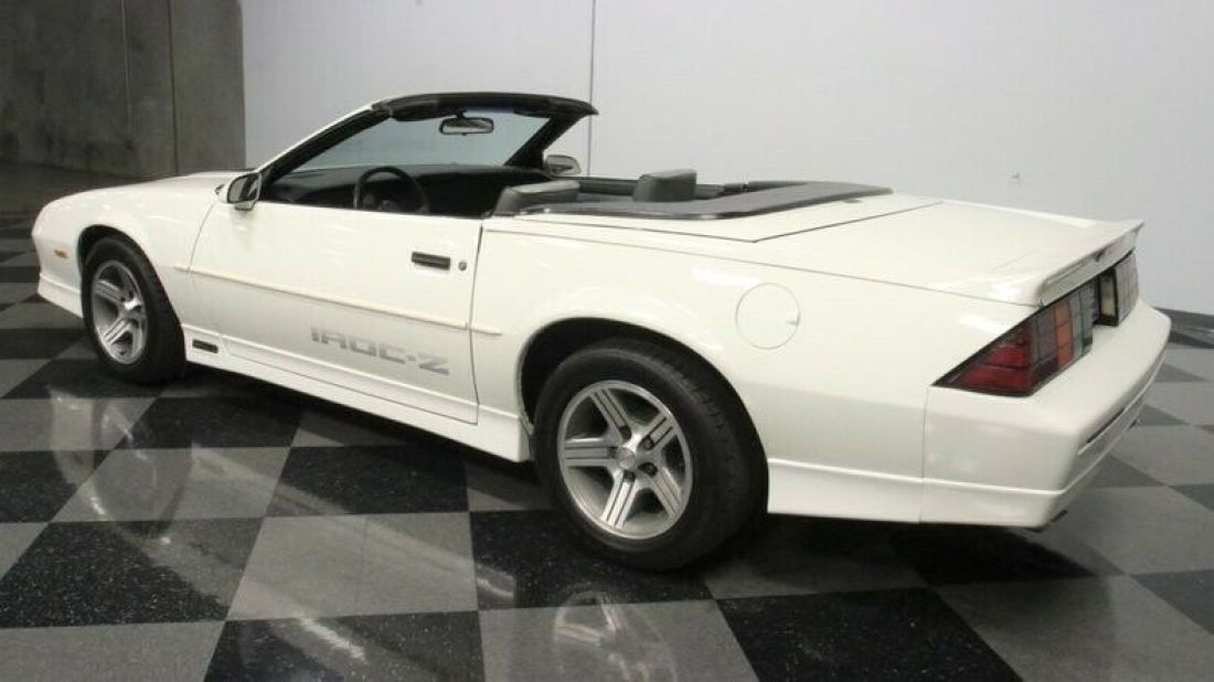 1988 Chevrolet Camaro IROC Z/28 Convertible - photo 9