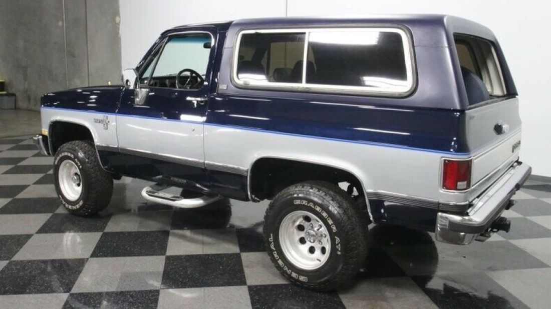 1989 Chevrolet K5 Blazer 4x4 - photo 9