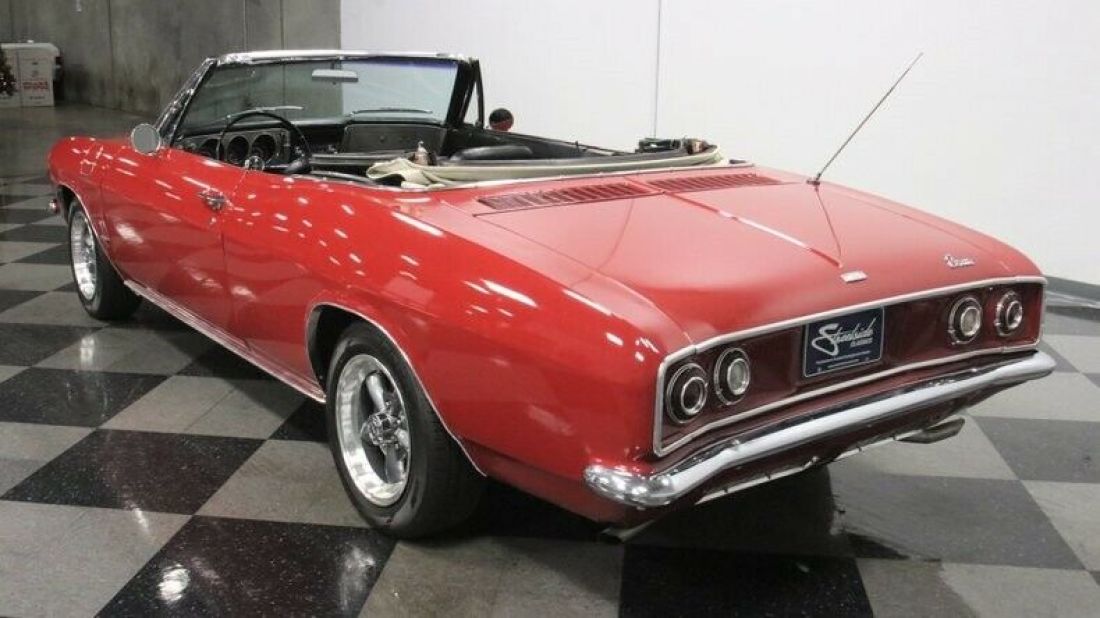 1965 Chevrolet Corvair Monza - photo 10