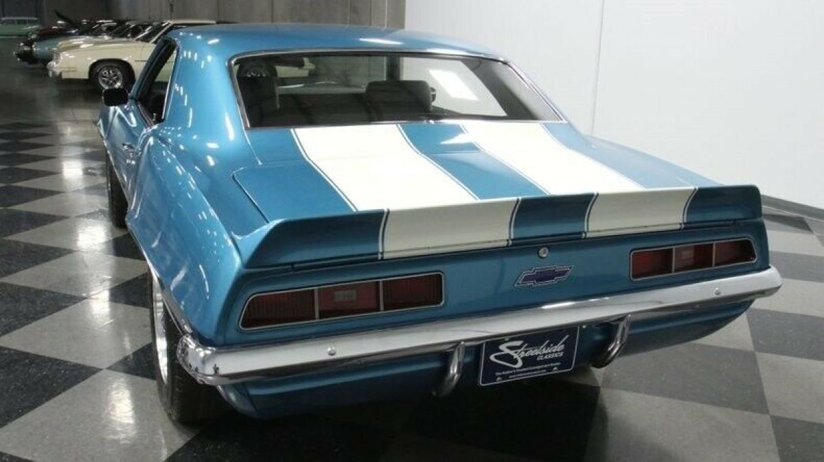 1969 Chevrolet Camaro - photo 10