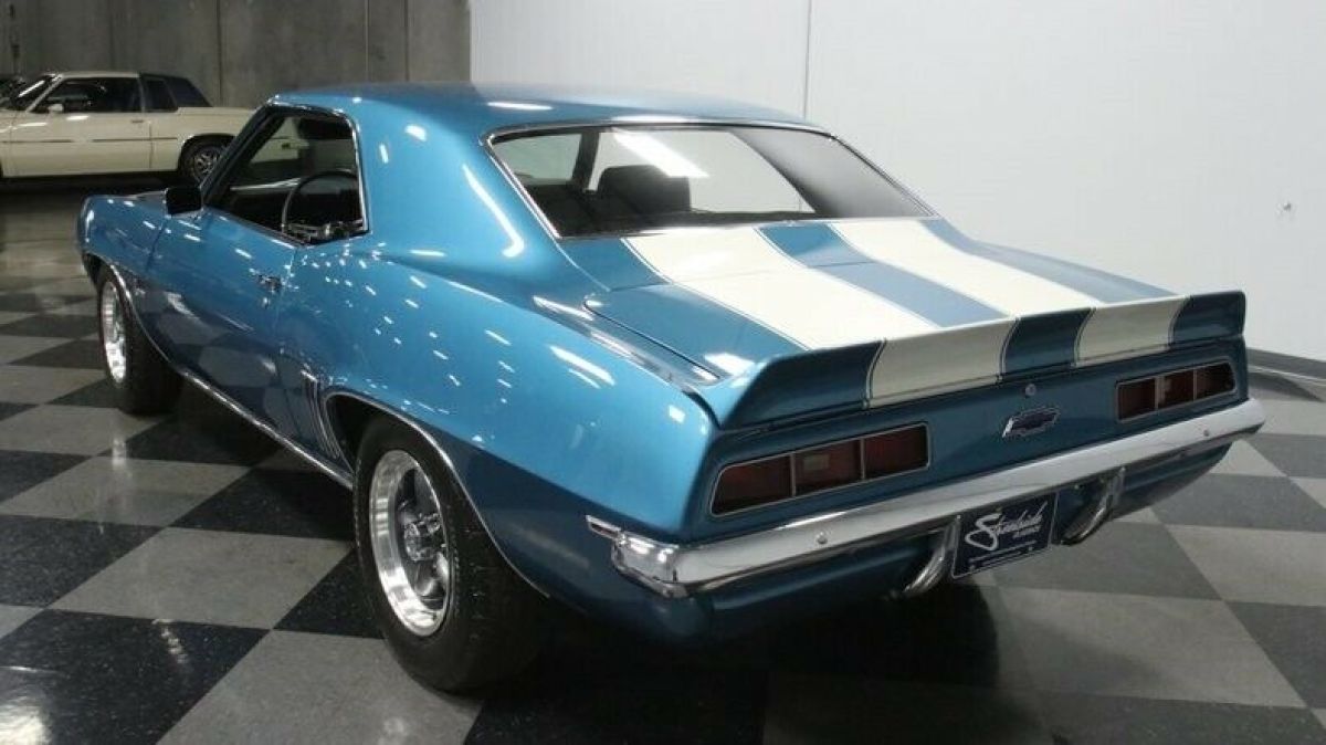 1969 Chevrolet Camaro - photo 9