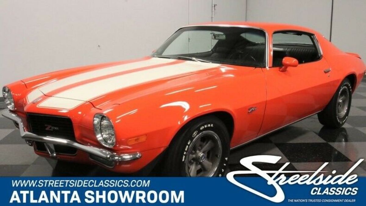 classic vintage chrome chevy pony car z28 350 v8 4-speed manual orange 1970 Chevrolet Camaro Z/28