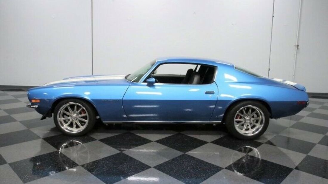 1971 Chevrolet Camaro LS3 Restomod - photo 3
