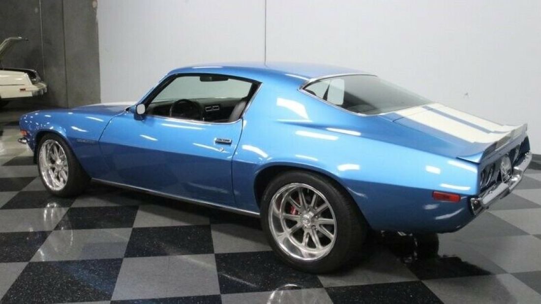 1971 Chevrolet Camaro LS3 Restomod - photo 9