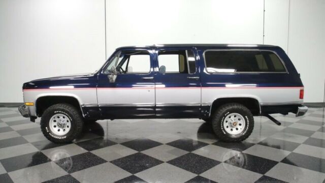 1990 Chevrolet Suburban -- - photo 3