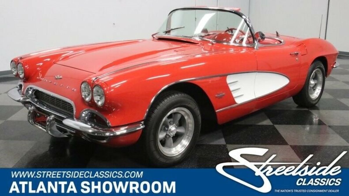 classic vintage chrome chevy vette convertible 283 v8 4-speed manual transmissio 1961 Chevrolet Corvette Convertible