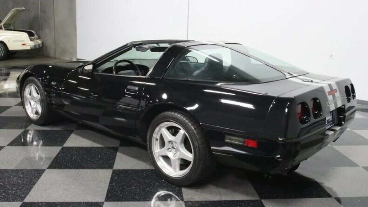 1994 Chevrolet Corvette - photo 9