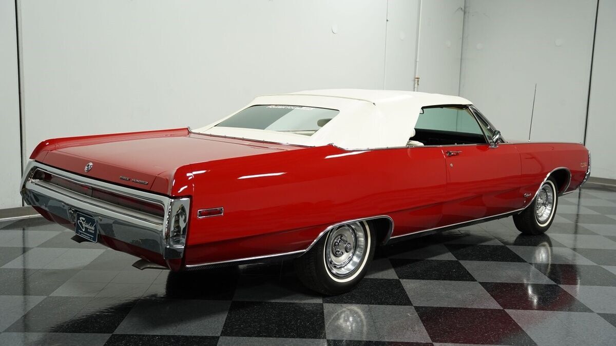 1970 Chrysler 300 Series Convertible - photo 11