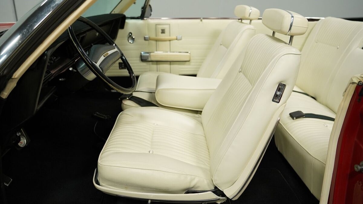1970 Chrysler 300 Series Convertible - photo 5