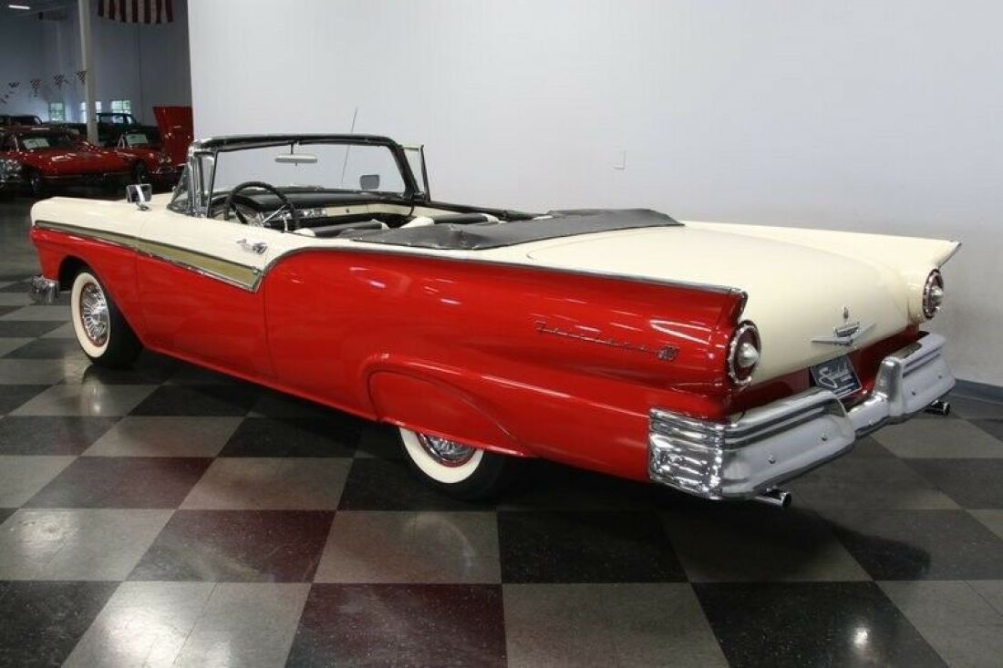 1957 Ford Fairlane Sunliner - photo 11
