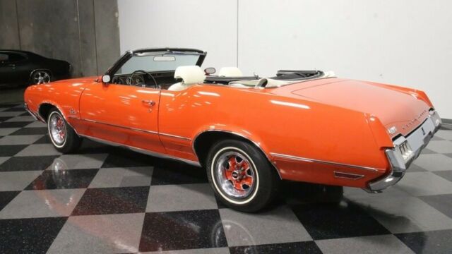 1972 Oldsmobile Cutlass Supreme Convertible - photo 9