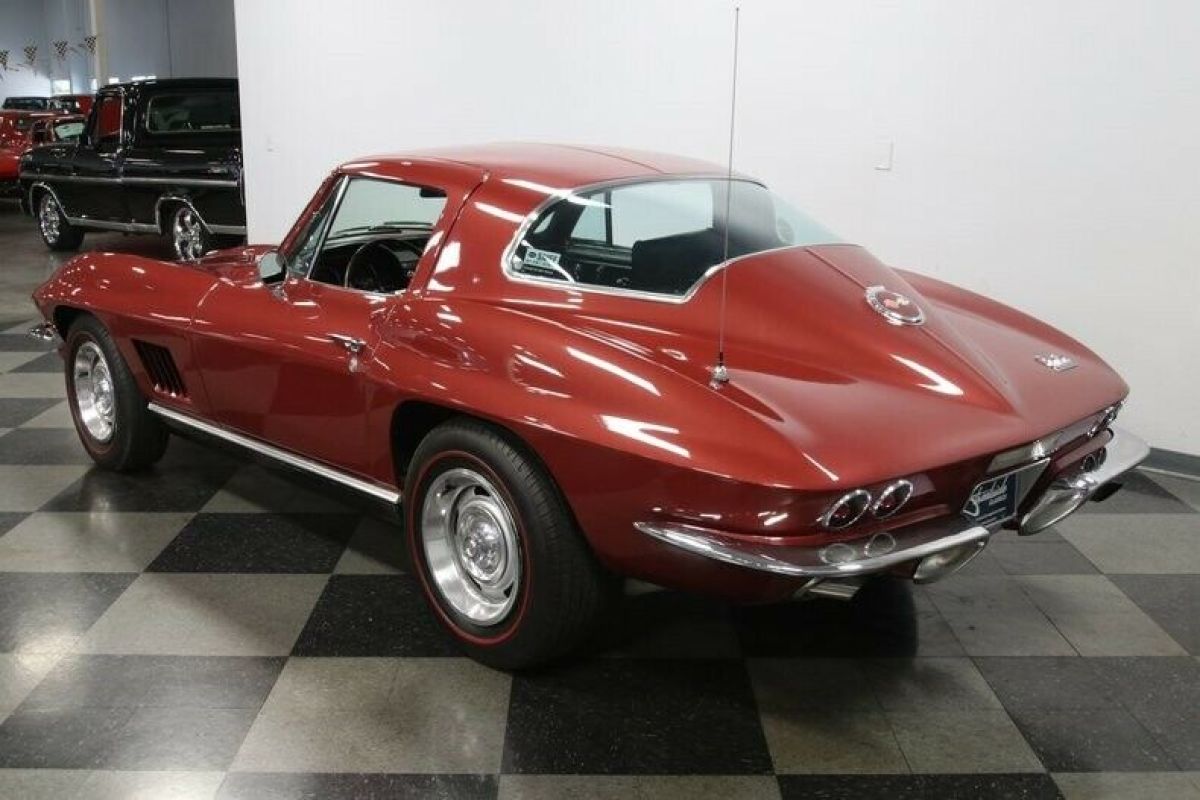 1967 Chevrolet Corvette - photo 10