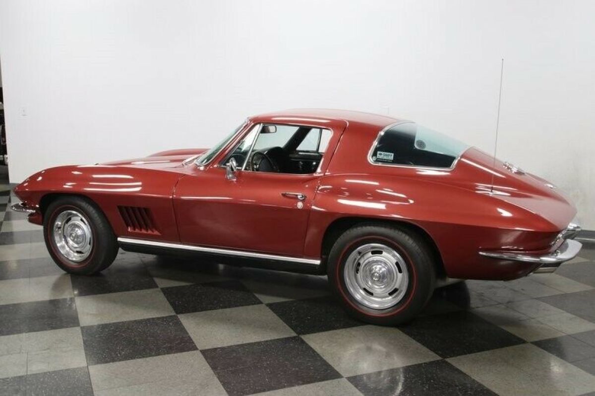 1967 Chevrolet Corvette - photo 9