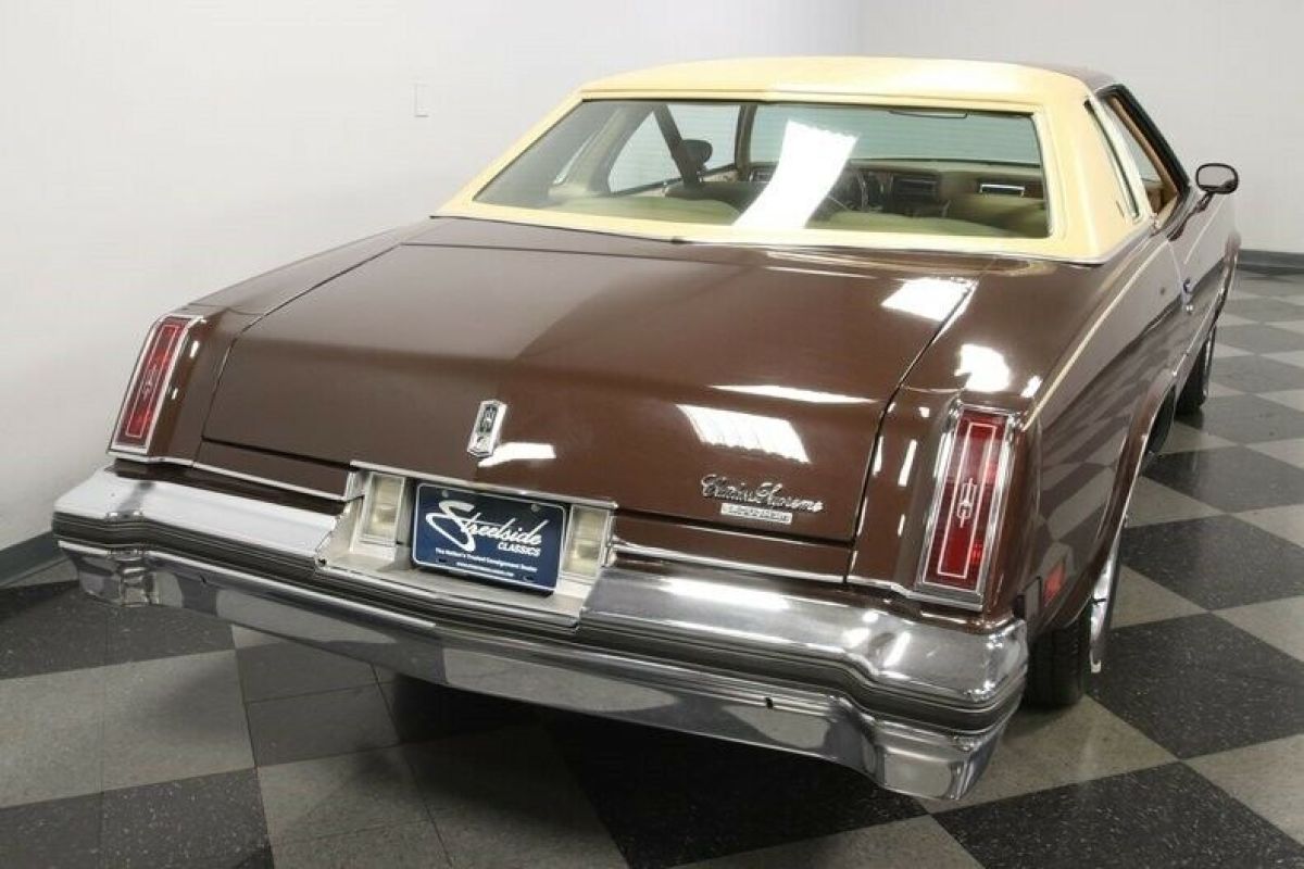 1977 Oldsmobile Cutlass Supreme Brougham - photo 13